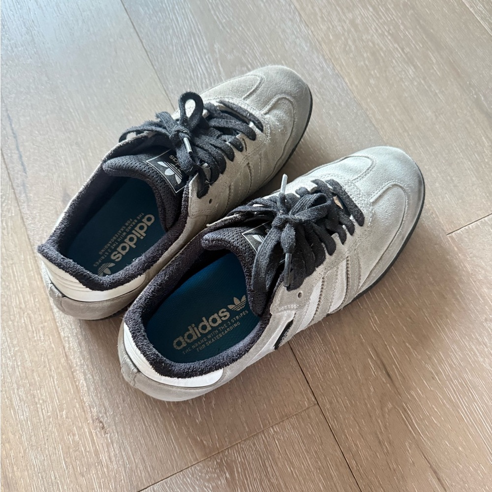 Adidas sambas adv